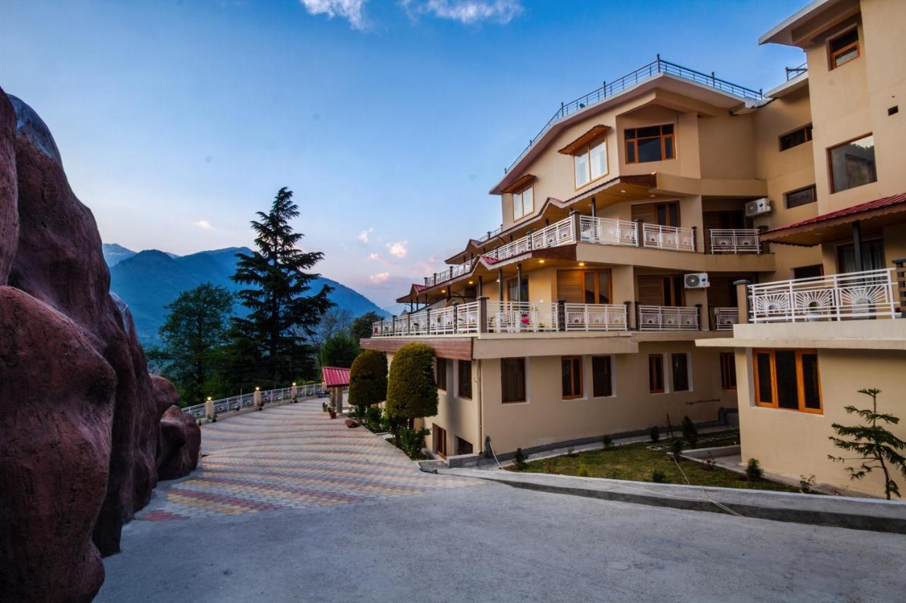 Anand Vardhan Resorts Manāli Buitenkant foto