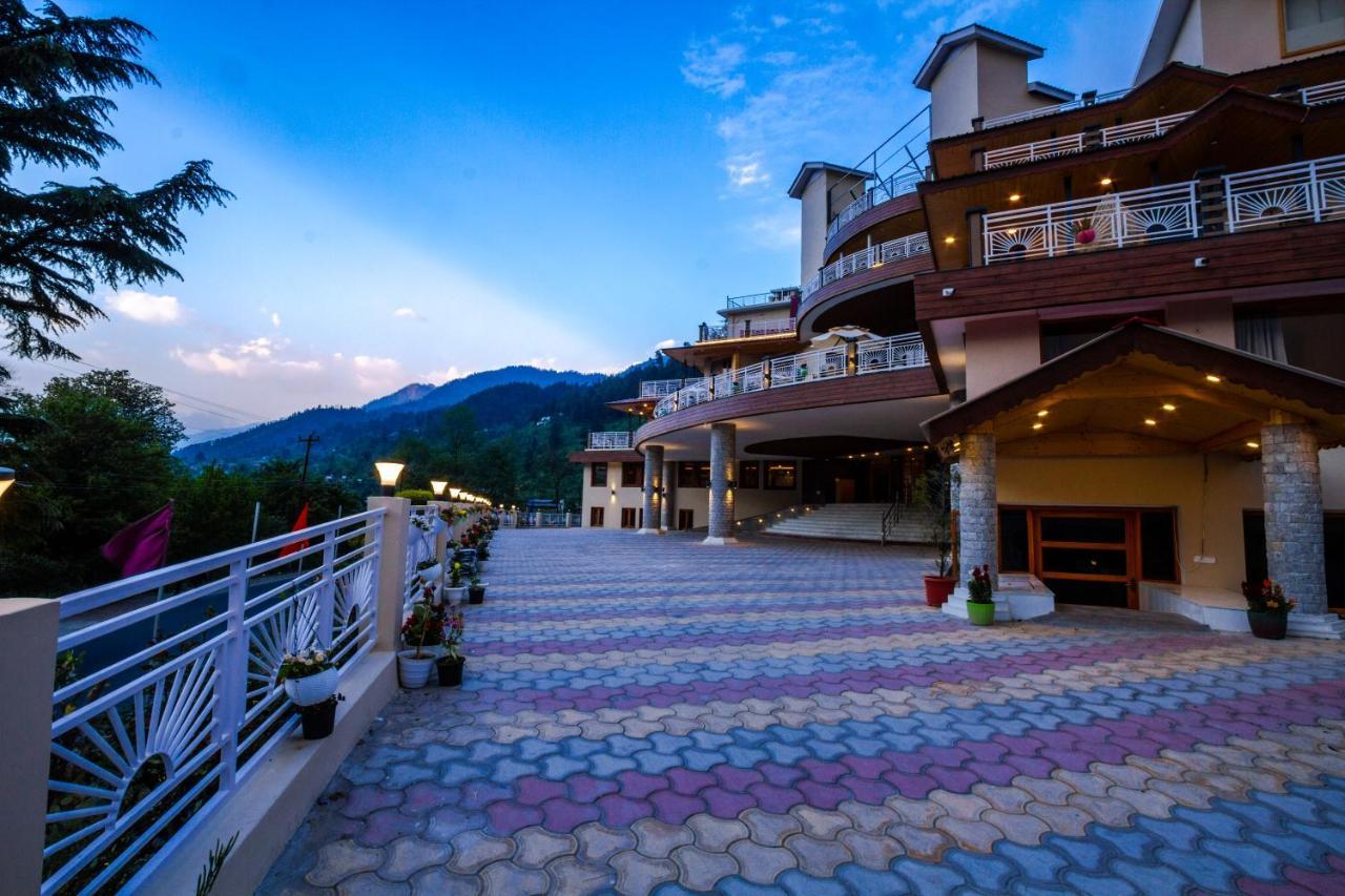 Anand Vardhan Resorts Manāli Buitenkant foto