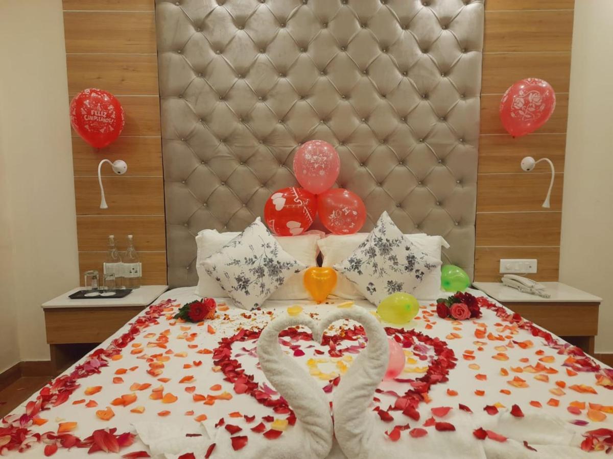 Anand Vardhan Resorts Manāli Buitenkant foto